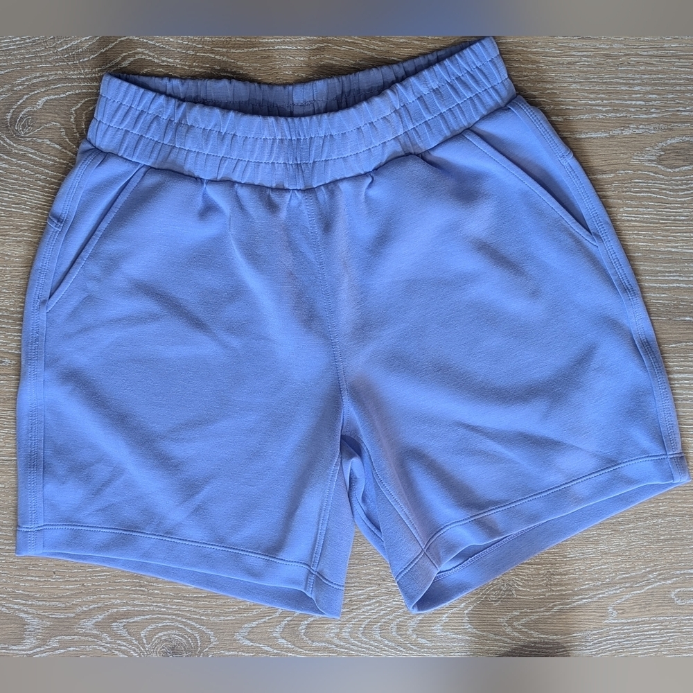 Mondetta Soft‎ Stretch Women's Scuba High Rise Shorts